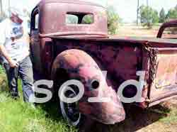 Ford pickup 1940 driver side rear